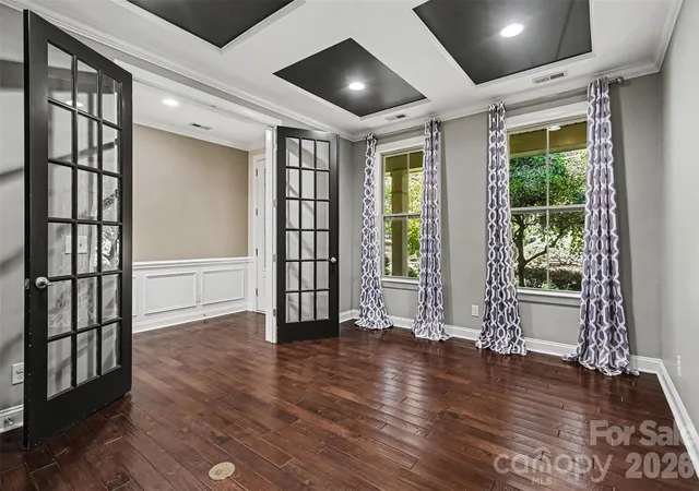 Photo 4 of Single family home for sale at 12609 Burr Oak Ln, Charlotte, NC 28278 | MLS# 4434633 | Listing updated on 2026-10-29
