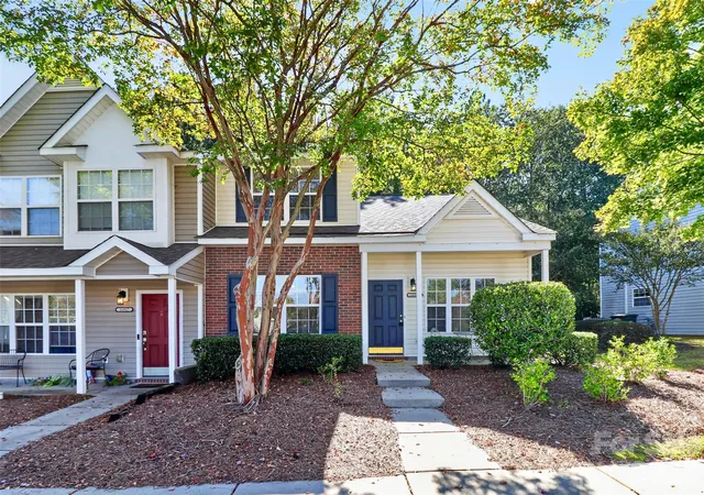 Photo 1 of Townhouse for sale at 16931 Greenlawn Hills Ct, Charlotte, NC 28213 | MLS# 4434641 | Listing updated on 2026-10-28