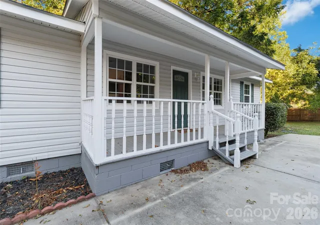 Photo 3 of Single family home for sale at 327 Morrow Ave, Monroe, NC 28112 | MLS# 4434653 | Listing updated on 2026-10-17