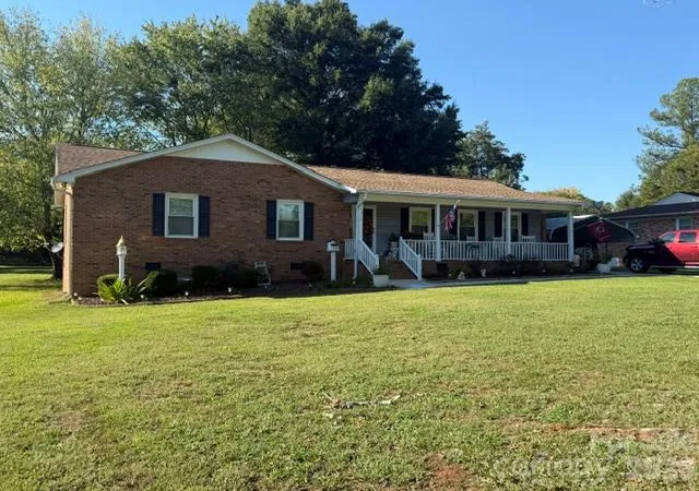 Photo 3 of Single family home for sale at 1312 Christopher Cir, Rock Hill, SC 29730 | MLS# 4434659 | Listing updated on 2026-10-20