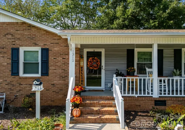 Photo 1 of Single family home for sale at 1312 Christopher Cir, Rock Hill, SC 29730 | MLS# 4434659 | Listing updated on 2026-10-20