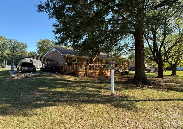 Photo 4 of Single family home for sale at 1312 Christopher Cir, Rock Hill, SC 29730 | MLS# 4434659 | Listing updated on 2026-10-20