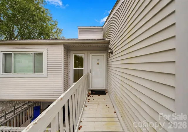 Listing Photo 1 - Condo for sale in building located at 1050 21St Ave Nw, Hickory, NC 28601 - Unit #50