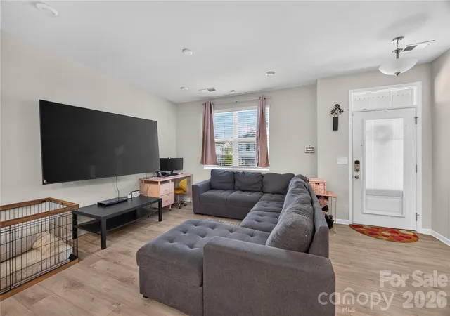 Photo 4 of Townhouse for sale at 13336 Savaine St, Charlotte, NC 28278 | MLS# 4434664 | Listing updated on 2026-10-26