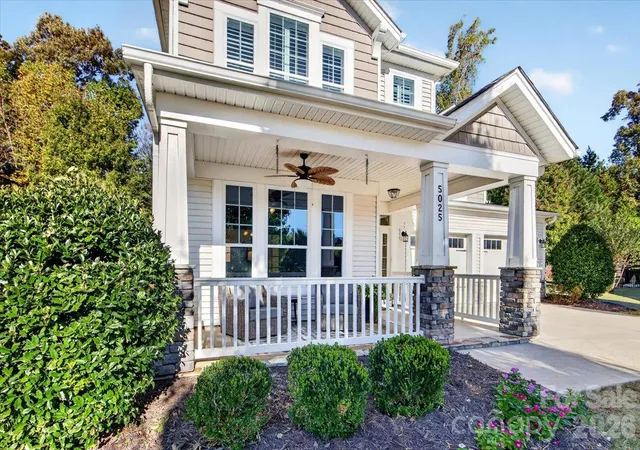 Photo 2 of Single family home for sale at 5025 Willing Ct, Fort Mill, SC 29707 | MLS# 4434671 | Listing updated on 2026-10-22