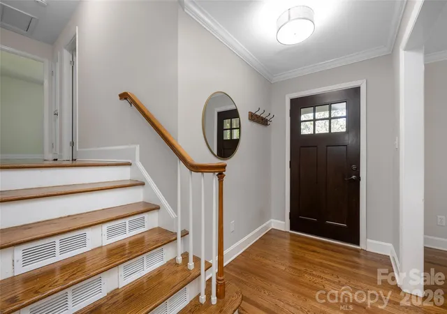 Photo 4 of Single family home for sale at 1912 Wedgedale Dr, Charlotte, NC 28210 | MLS# 4434727 | Listing updated on 2026-10-22