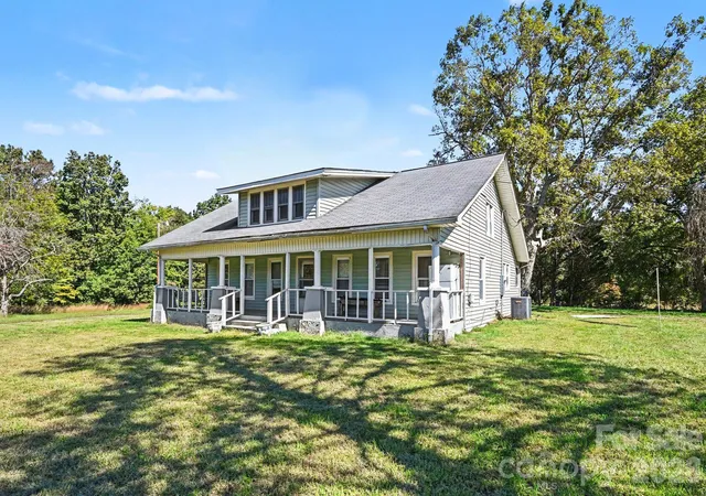 Photo 2 of Single family home for sale at 3395 Warlicks Church Rd, Connelly Springs, NC 28612 | MLS# 4434728 | Listing updated on 2026-10-23