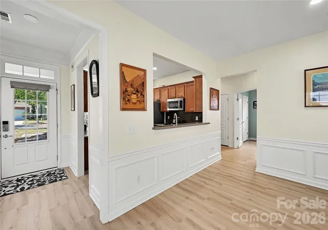 Photo 4 of Single family home for sale at 3054 Azalea Dr, Fort Mill, SC 29707 | MLS# 4434734 | Listing updated on 2026-10-26