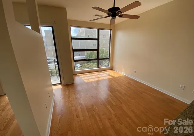 Photo 2 of Condo for sale at 525 E 6th Street #401, Charlotte, NC 28202 | MLS# 4434752 | Listing updated on 2026-10-15