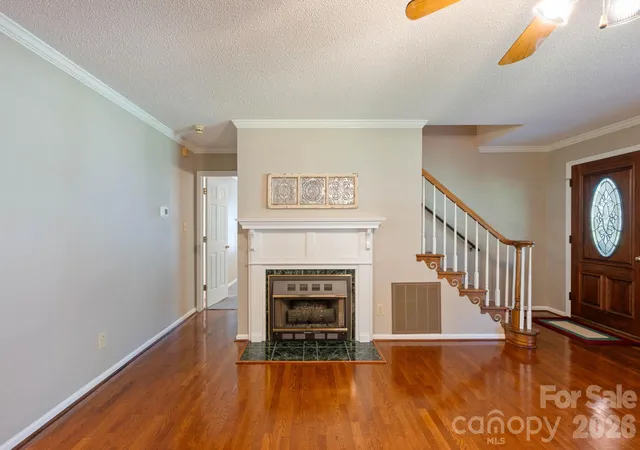 Photo 4 of Single family home for sale at 990 Royal Dr, Lincolnton, NC 28092 | MLS# 4434784 | Listing updated on 2026-10-27