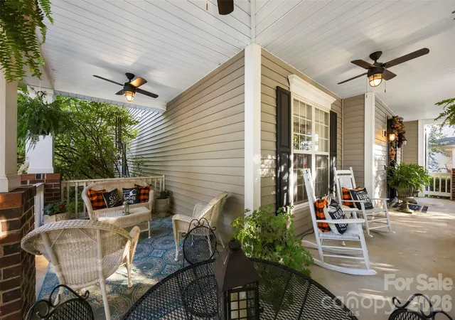 Photo 3 of Single family home for sale at 10639 Quarrier Dr, Cornelius, NC 28031 | MLS# 4434785 | Listing updated on 2026-10-27