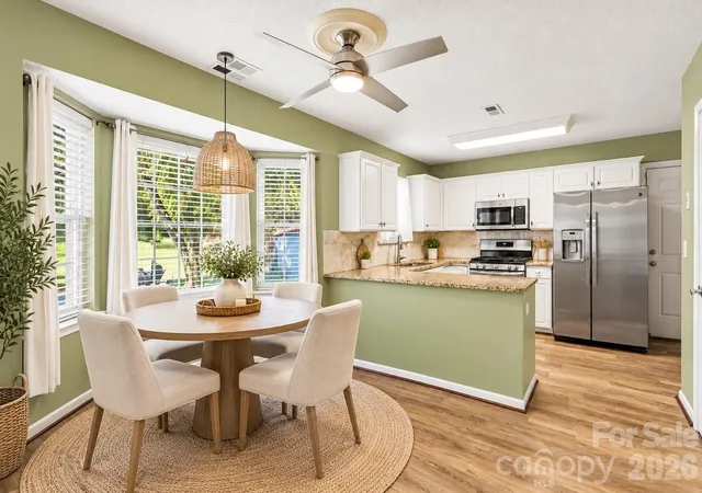 Photo 4 of Single family home for sale at 10008 Wild Dogwood Ct, Charlotte, NC 28273 | MLS# 4434789 | Listing updated on 2026-10-25
