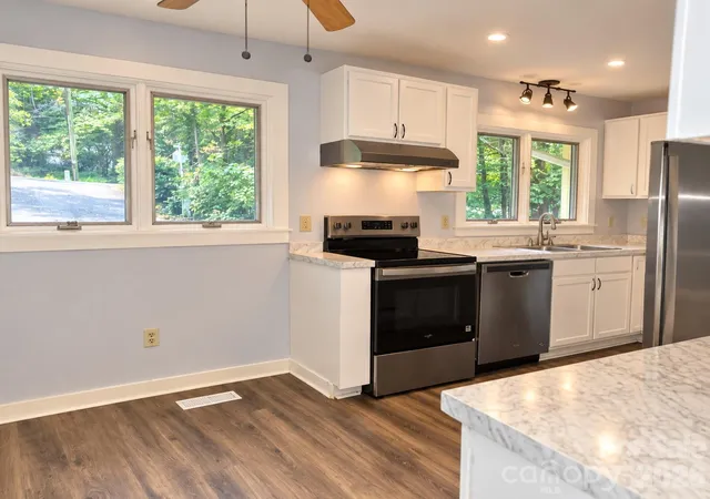Photo 3 of House for sale at 121 Carolina Dr #121/123, Tryon, NC 28782 | MLS# 4434828 | Listing updated on 2026-10-15