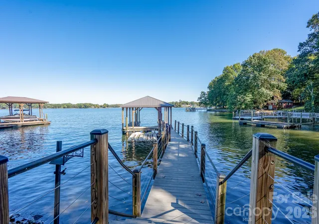 Photo 2 of Single family home for sale at 9598 Riviera Dr, Sherrills Ford, NC 28673 | MLS# 4434832 | Listing updated on 2026-10-26