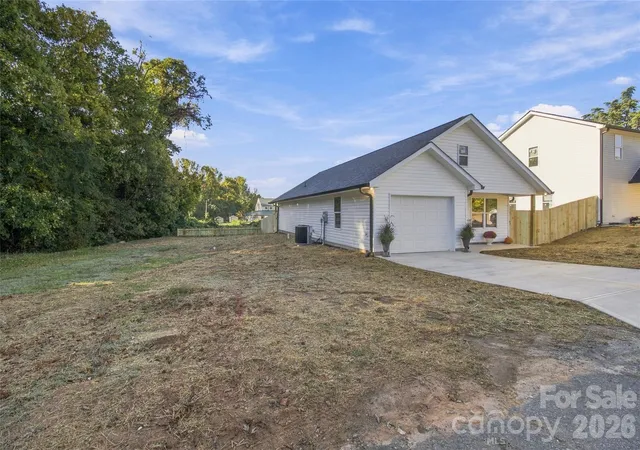 Photo 1 of Single family home for sale at 391 SW Brief Ave, Concord, NC 28025 | MLS# 4434848 | Listing updated on 2026-10-28