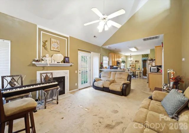 Photo 4 of Single family home for sale at 10212 Billingham Dr, Charlotte, NC 28269 | MLS# 4434852 | Listing updated on 2026-10-16