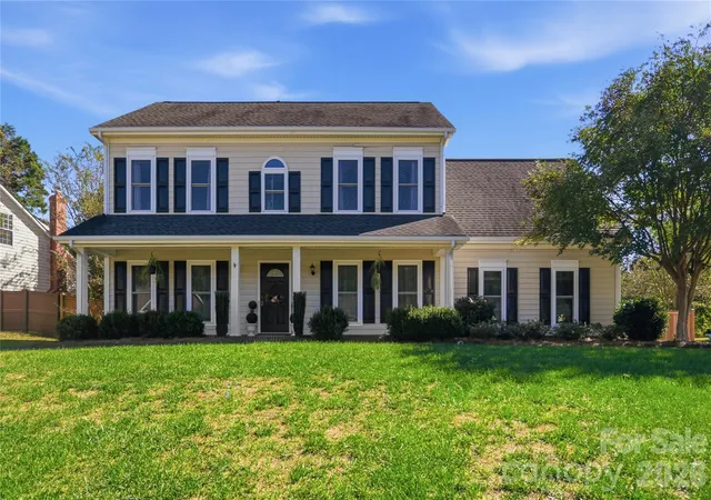 Single family home for sale at 107 White Branch Ct, Fort Mill, SC 29715 | MLS# 4434853