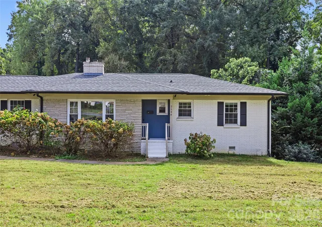 Photo 1 of Single family home for sale at 2538 Arnold Dr E, Charlotte, NC 28205 | MLS# 4434859 | Listing updated on 2026-10-18