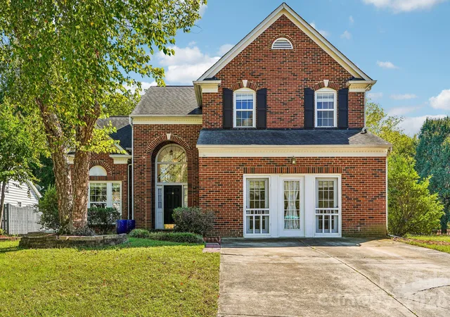 Single family home for sale at 11207 Livingston Ml Rd, Charlotte, NC 28273 | MLS# 4434862