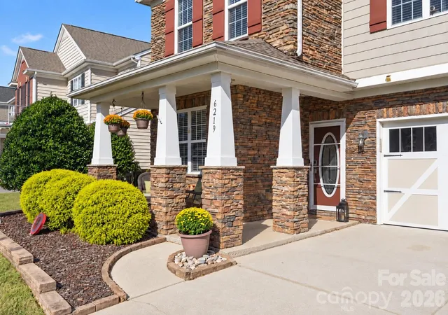 Photo 1 of Single family home for sale at 6219 Adobe Rd, Charlotte, NC 28277 | MLS# 4434866 | Listing updated on 2026-10-28