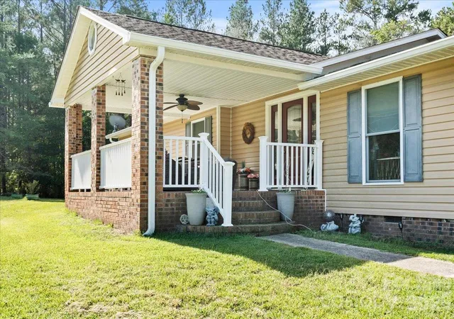Photo 4 of Single family home for sale at 2814 Orchard Rd, Cheraw, SC 29520 | MLS# 4434875 | Listing updated on 2026-10-15