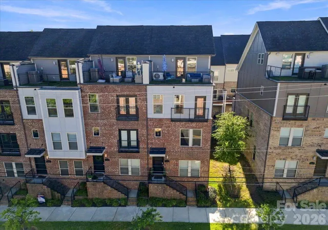 Photo 4 of Townhouse for sale at 12107 Brooklyn Ave, Charlotte, NC 28204 | MLS# 4434889 | Listing updated on 2026-10-28