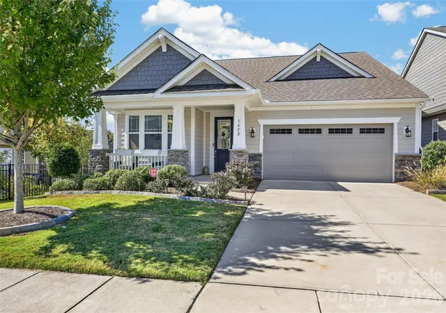 Photo 1 of Single family home for sale at 1452 Liberty Row Dr, Fort Mill, SC 29708 | MLS# 4434890 | Listing updated on 2026-10-17