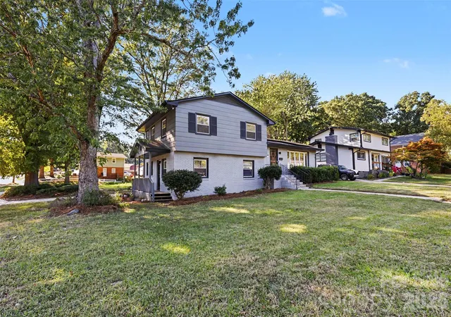 Photo 2 of Single family home for sale at 6301 Spring Garden, Charlotte, NC 28213 | MLS# 4434893 | Listing updated on 2026-10-26