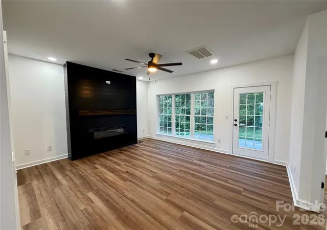 Photo 3 of Single family home for sale at 116 Huckleberry Ln, Mount Holly, NC 28120 | MLS# 4434900 | Listing updated on 2026-10-25