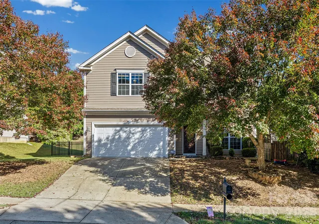 Single family home for sale at 11029 Elven Dr, Fort Mill, SC 29707 | MLS# 4434906