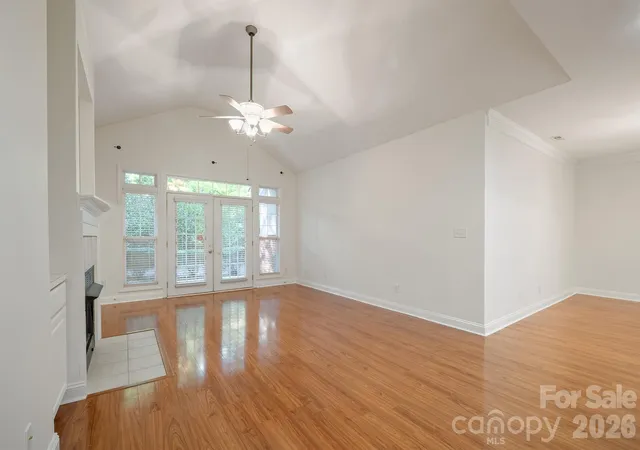 Listing Photo 5 - Condo for sale in building located at 8845 Legacy Lake Ln, Charlotte, NC 28269