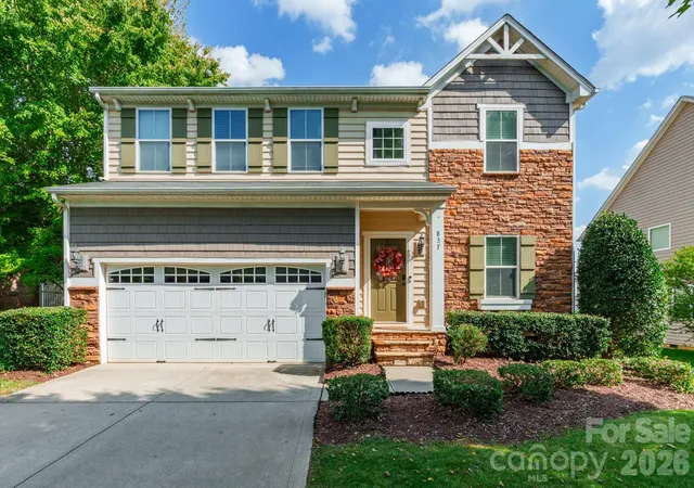 Photo 1 of Single family home for sale at 837 Lion Ln, Fort Mill, SC 29715 | MLS# 4434939 | Listing updated on 2026-10-20