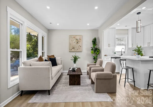 Photo 1 of Single family home for sale at 708 Aintree Rd, Charlotte, NC 28215 | MLS# 4434948 | Listing updated on 2026-10-28