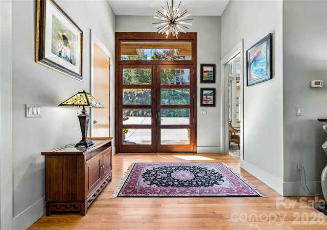 Photo 3 of Single family home for sale at 22 Quartz Trl, Hendersonville, NC 28791 | MLS# 4434966 | Listing updated on 2026-10-26