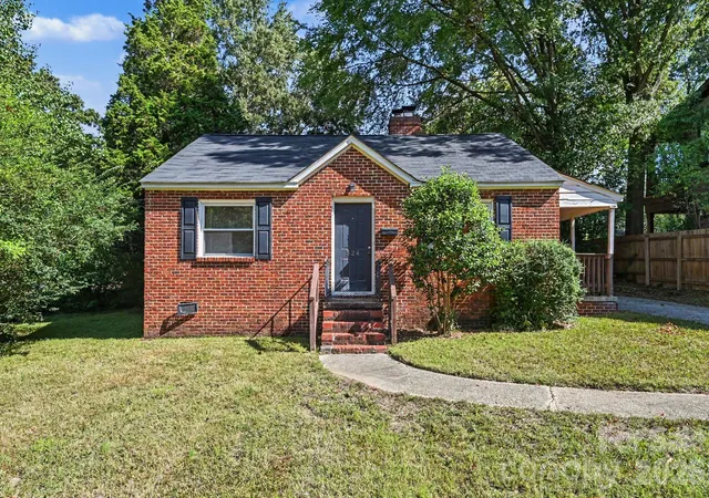 Single family home for sale at 524 Stegall St, Charlotte, NC 28217 | MLS# 4434979