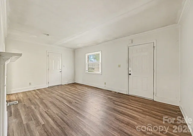 Photo 3 of Single family home for sale at 524 Stegall St, Charlotte, NC 28217 | MLS# 4434979 | Listing updated on 2026-10-20