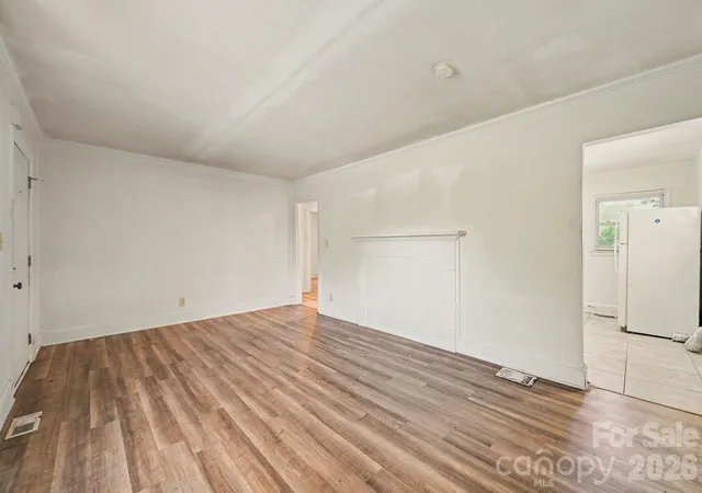 Photo 4 of Single family home for sale at 524 Stegall St, Charlotte, NC 28217 | MLS# 4434979 | Listing updated on 2026-10-20