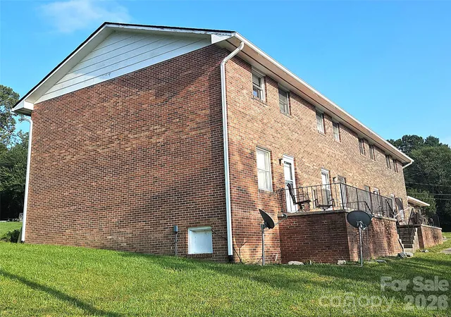 Photo 3 of Multi family home for sale at 1906 Old Spartanburg Rd, Hendersonville, NC 28792 | MLS# 4434991 | Listing updated on 2026-10-15