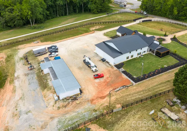 Photo 3 of Single family home for sale at 1830 Dulin Rd, Clover, SC 29710 | MLS# 4435008 | Listing updated on 2026-10-19