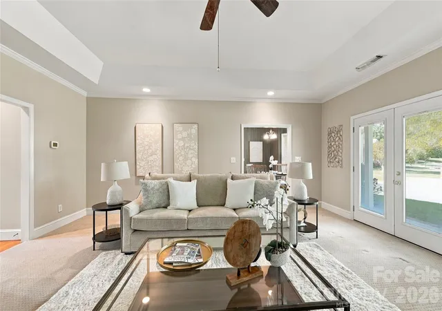 Photo 3 of Single family home for sale at 155 Lake Point Dr, Fort Mill, SC 29708 | MLS# 4435045 | Listing updated on 2026-10-27