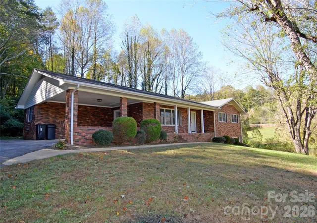 Photo 1 of Single family home for sale at 150 Eplee Loop, Marion, NC 28752 | MLS# 4435046 | Listing updated on 2026-10-21