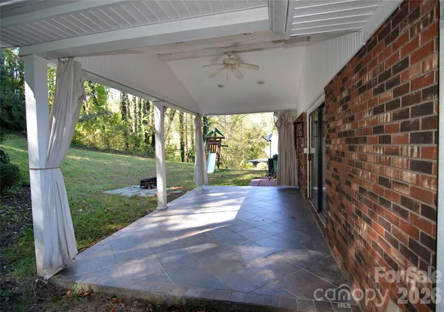 Photo 3 of Single family home for sale at 150 Eplee Loop, Marion, NC 28752 | MLS# 4435046 | Listing updated on 2026-10-21