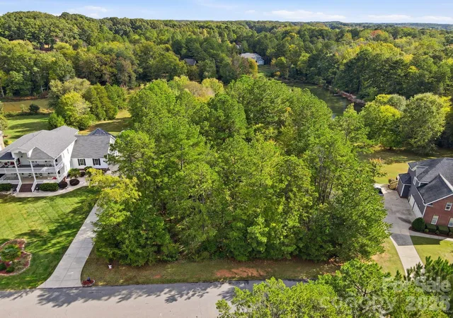 Photo 3 of Sale Pending at 196 Carolina Xing Dr #58, York, SC 29745 | MLS# 4435048 | Listing updated on 2026-10-26