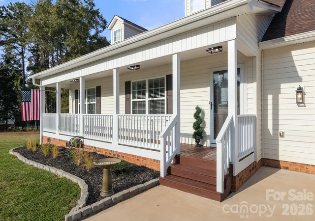 Photo 3 of Single family home for sale at 862 Tirzah Rd, York, SC 29745 | MLS# 4435052 | Listing updated on 2026-10-30