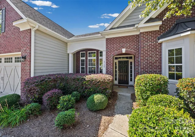 Photo 1 of Single family home for sale at 8720 Artesa Ml Ln, Charlotte, NC 28214 | MLS# 4435056 | Listing updated on 2026-10-29