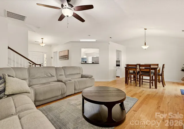Photo 3 of Single family home for sale at 6701 Sweetfield Dr, Charlotte, NC 28269 | MLS# 4435077 | Listing updated on 2026-10-27