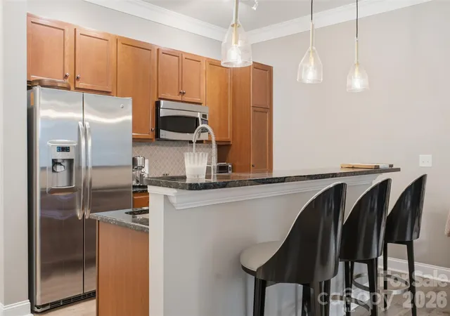 Photo 4 of Condo for sale at 2810 Selwyn Ave #210, Charlotte, NC 28209 | MLS# 4435131 | Listing updated on 2026-10-21