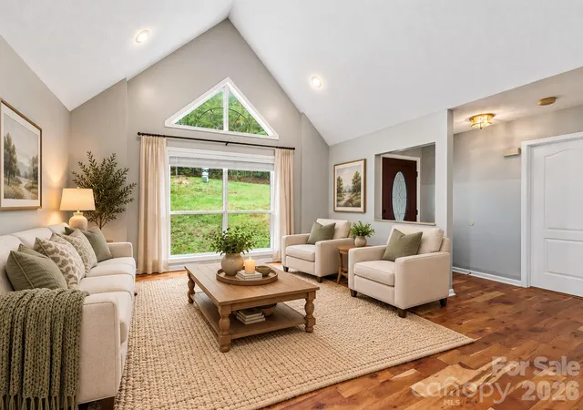 Photo 4 of Single family home for sale at 8 Rasada Ext, Weaverville, NC 28787 | MLS# 4435147 | Listing updated on 2026-10-17