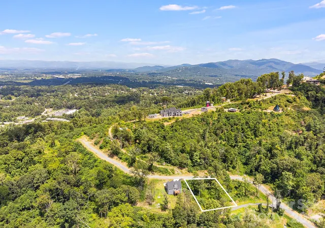 Photo 4 of Single family home for sale at 332 Espen Ridge #6, Asheville, NC 28804 | MLS# 4435152 | Listing updated on 2026-10-28