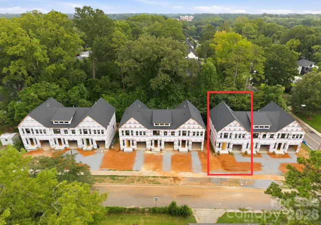Photo 3 of Townhouse for sale at 3314 Connecticut Ave, Charlotte, NC 28205 | MLS# 4435160 | Listing updated on 2026-10-30